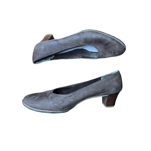 Salvatore Ferragamo Made in Italy Brown Suede Block Heals Size 11B - Picture 3 of 6